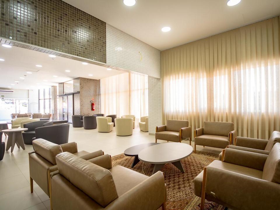 Hotel Confiance Barigui Curitiba Luaran gambar