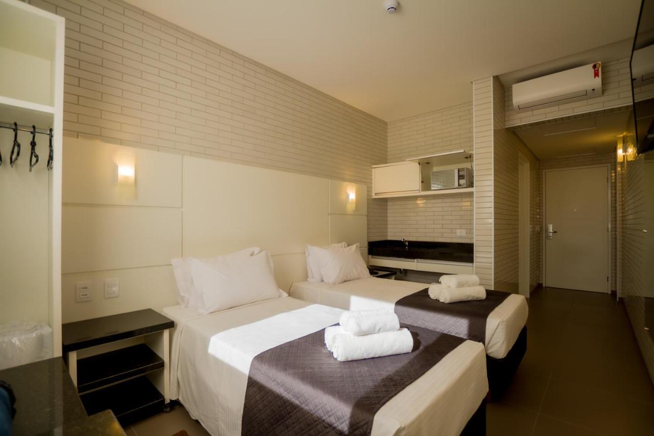 Hotel Confiance Barigui Curitiba Luaran gambar