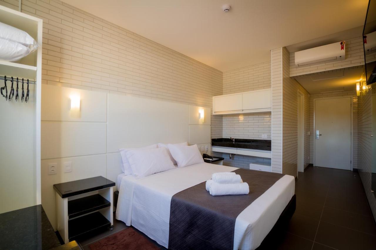 Hotel Confiance Barigui Curitiba Luaran gambar